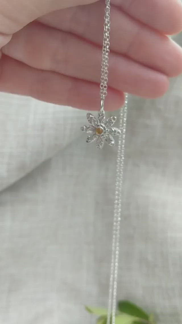 Daisy citrine necklace