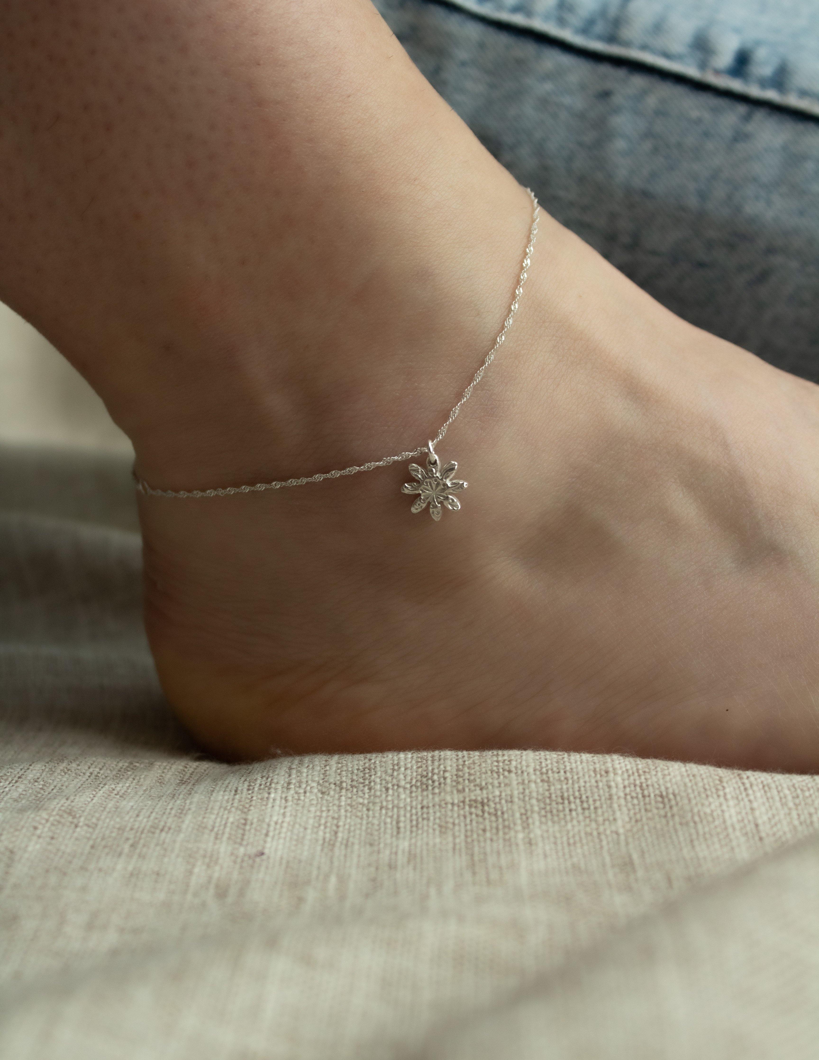 Daisy Anklet - BlossomJewellery