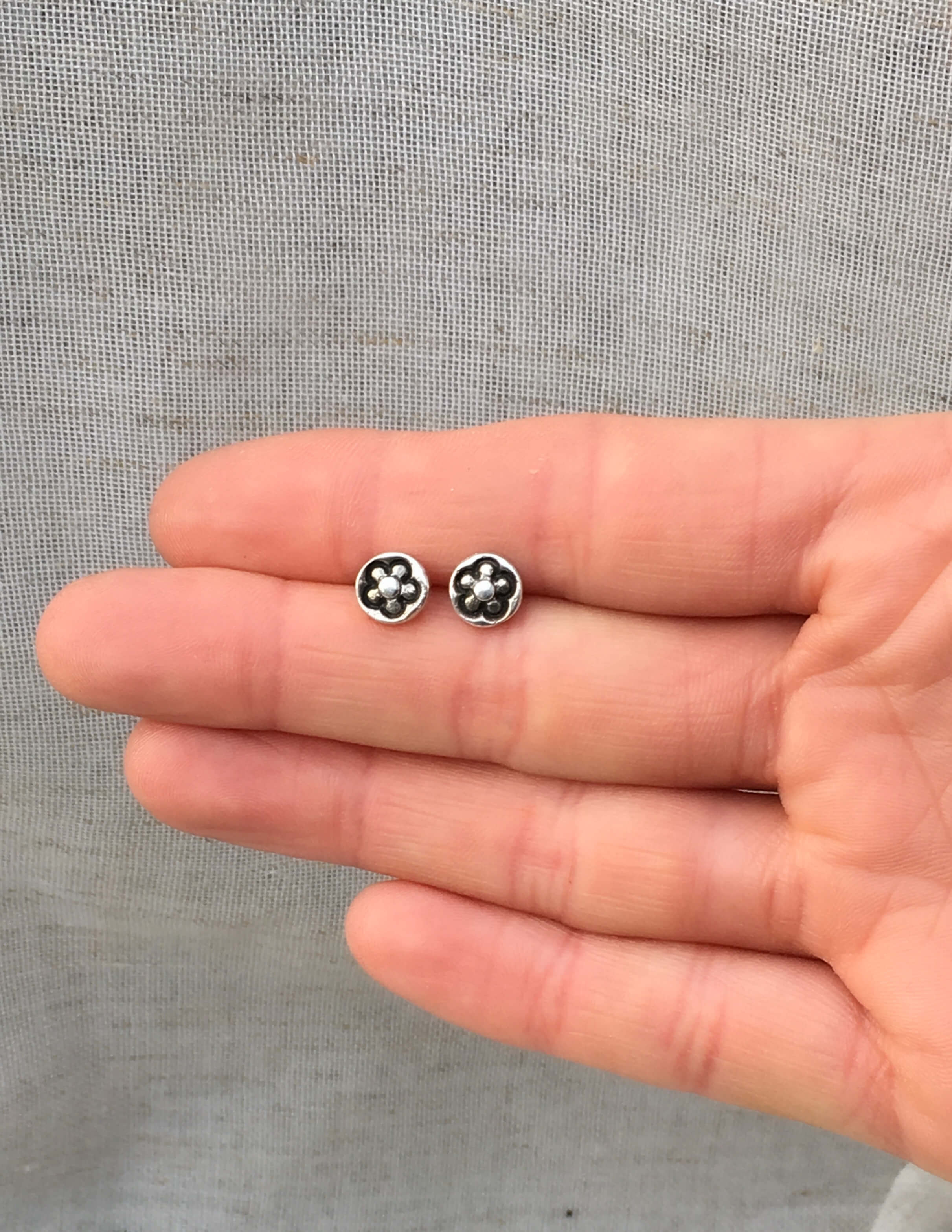 Forget-me-not stud earrings