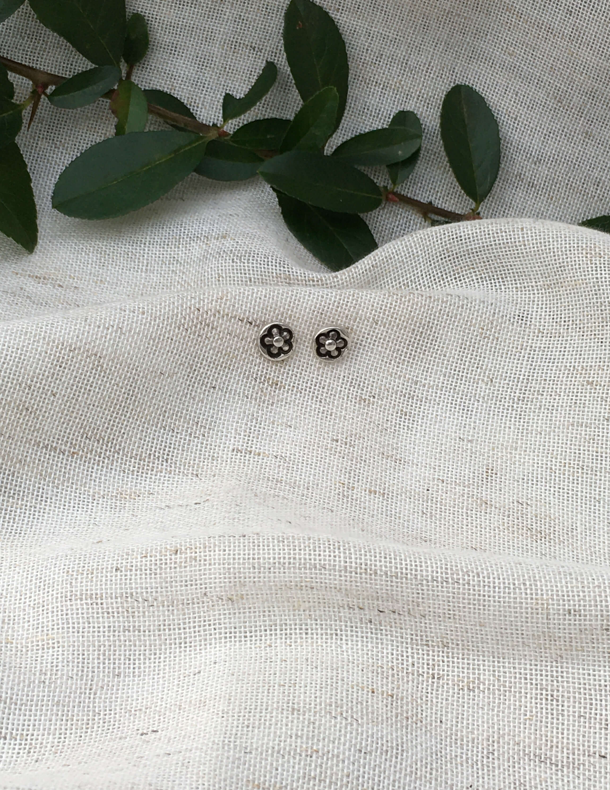 Forget-me-not stud earrings