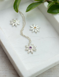 Birthstone Daisy necklace