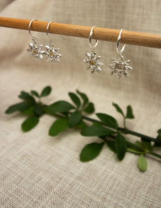 Mini Daisy earrings