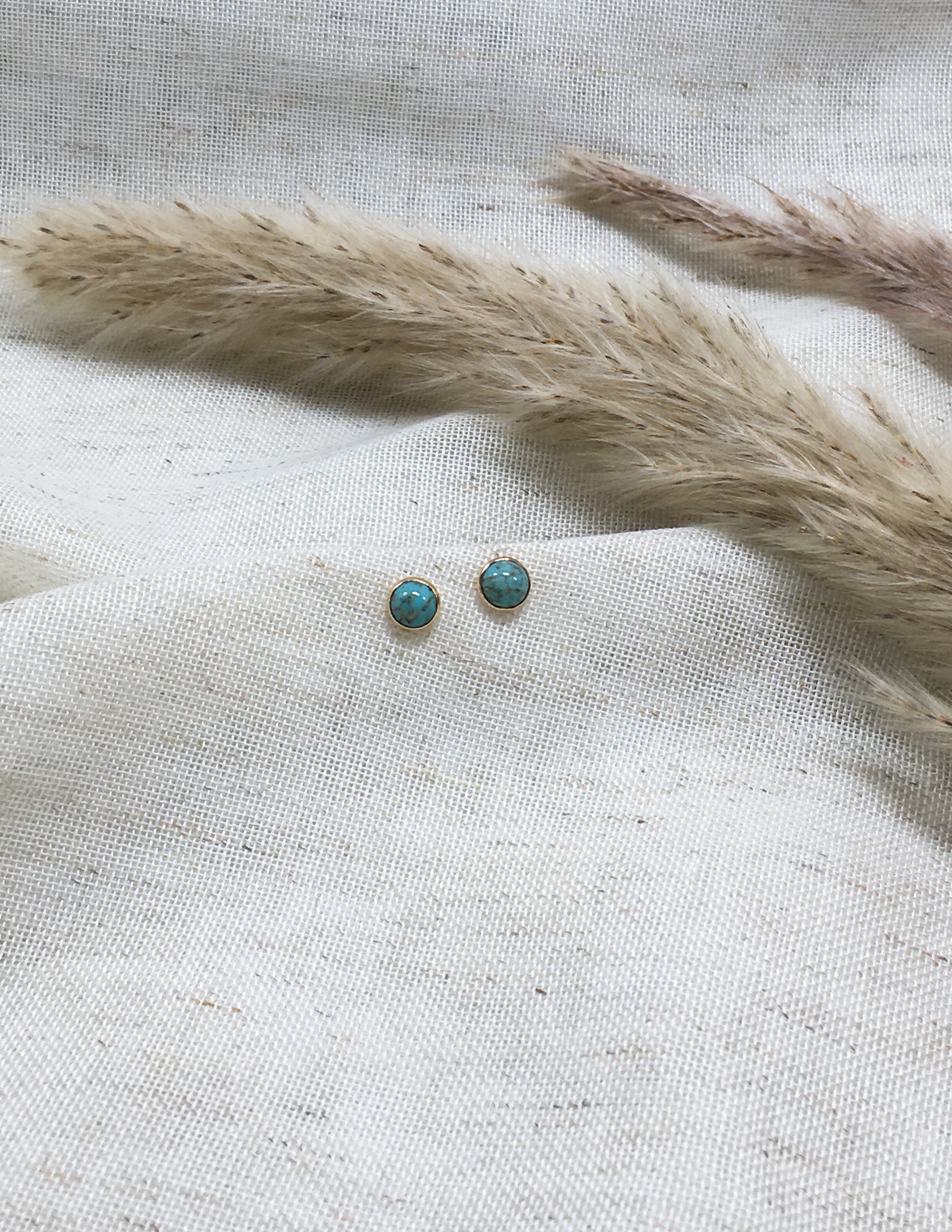 Turquoise 14k Goldfilled stud earrings