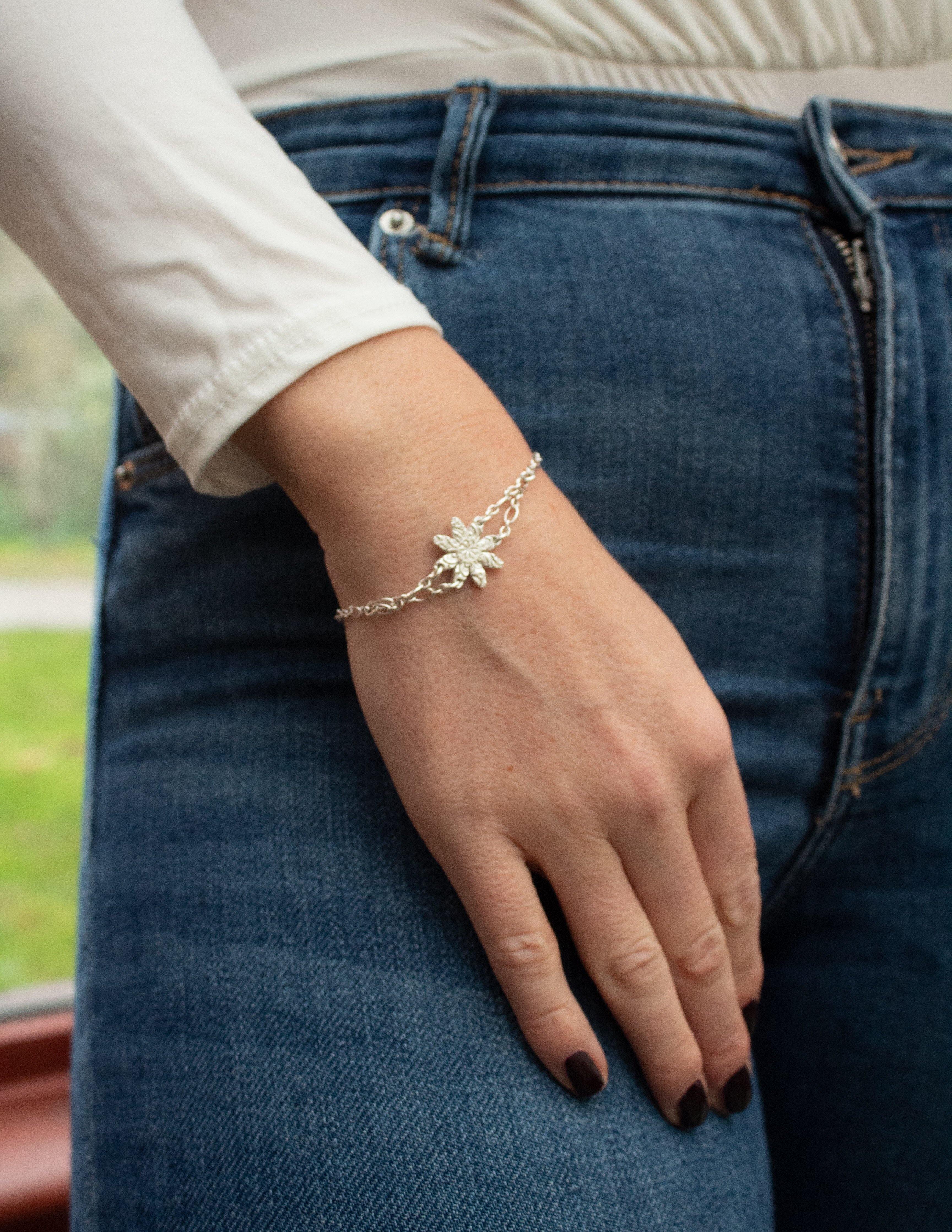 Daisy bracelet - BlossomJewellery